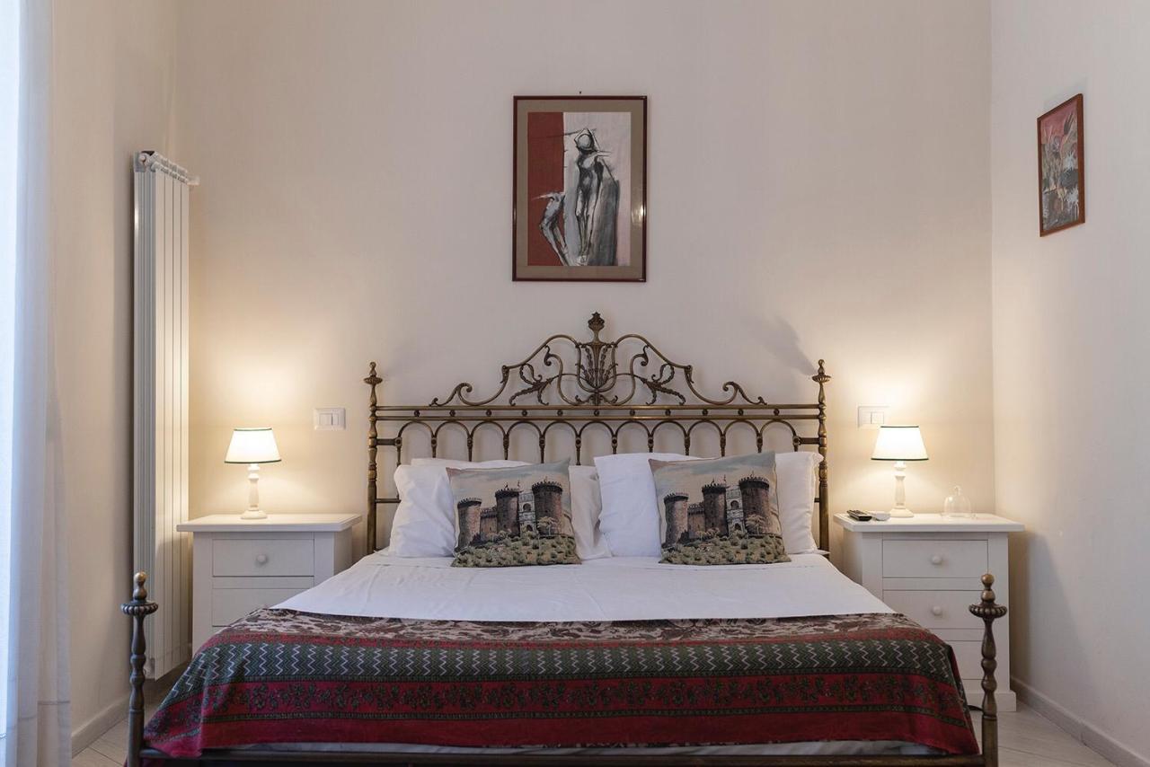 Domus Borbonica Bed & Breakfast Naples Exterior photo