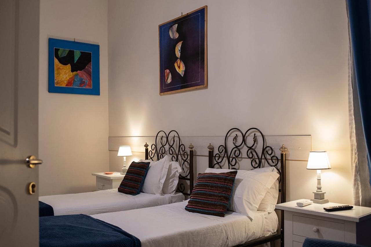 Domus Borbonica Bed & Breakfast Naples Exterior photo