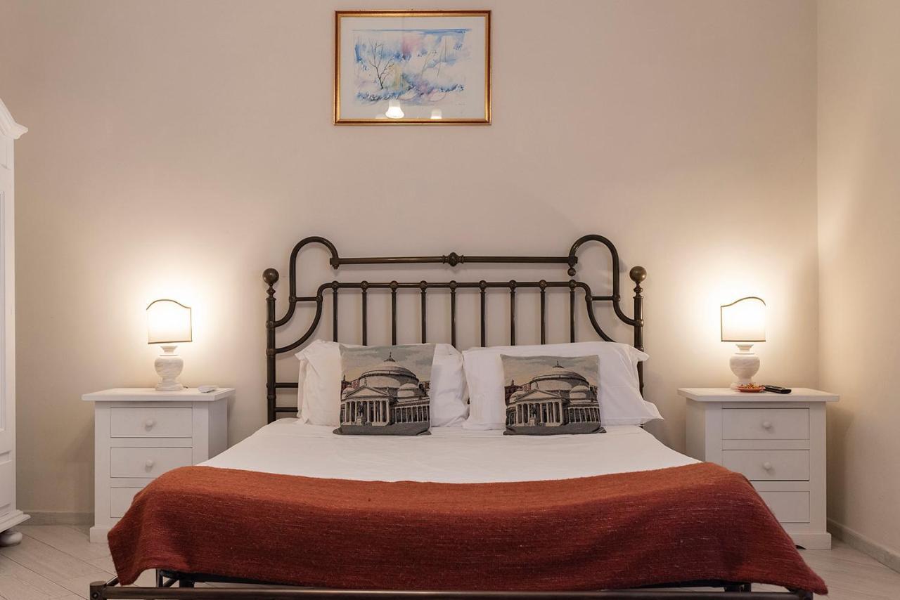 Domus Borbonica Bed & Breakfast Naples Exterior photo