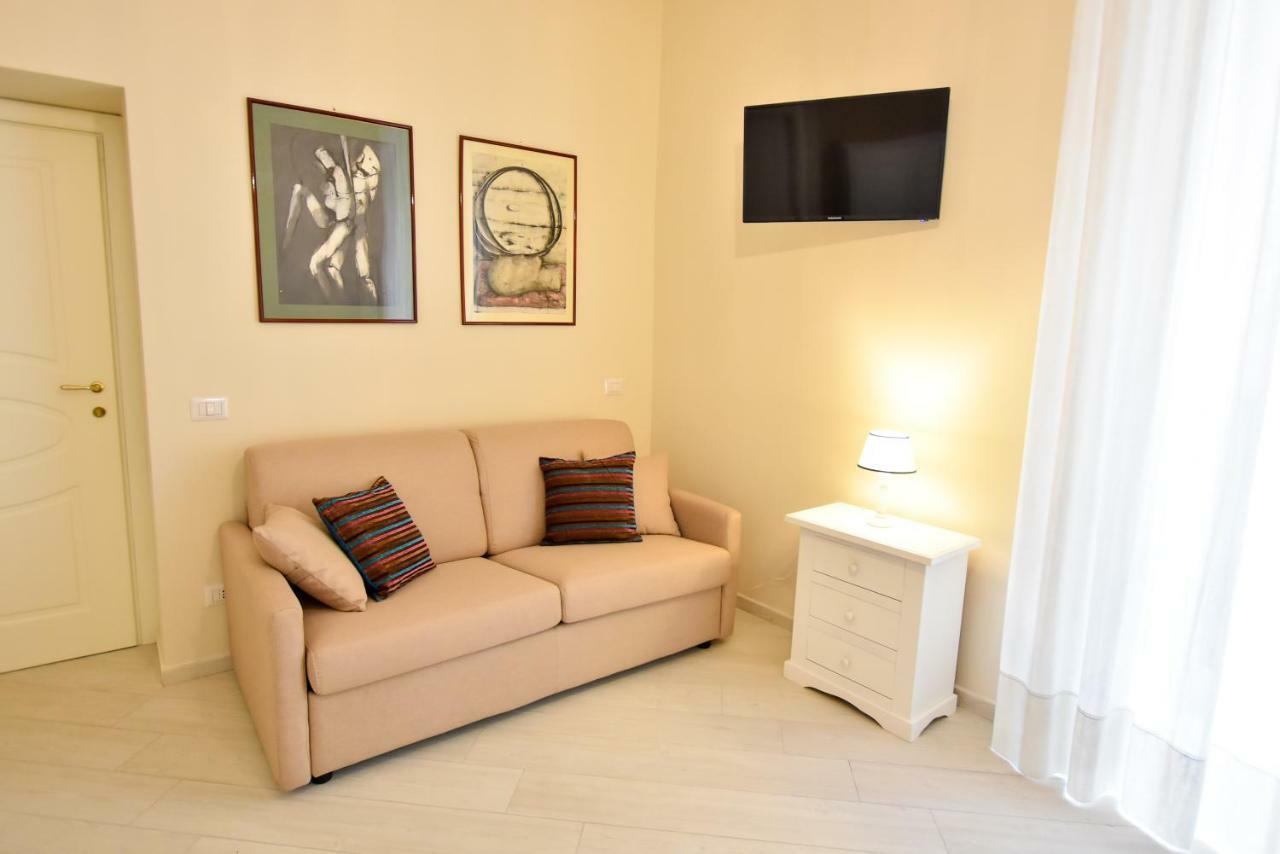 Domus Borbonica Bed & Breakfast Naples Exterior photo